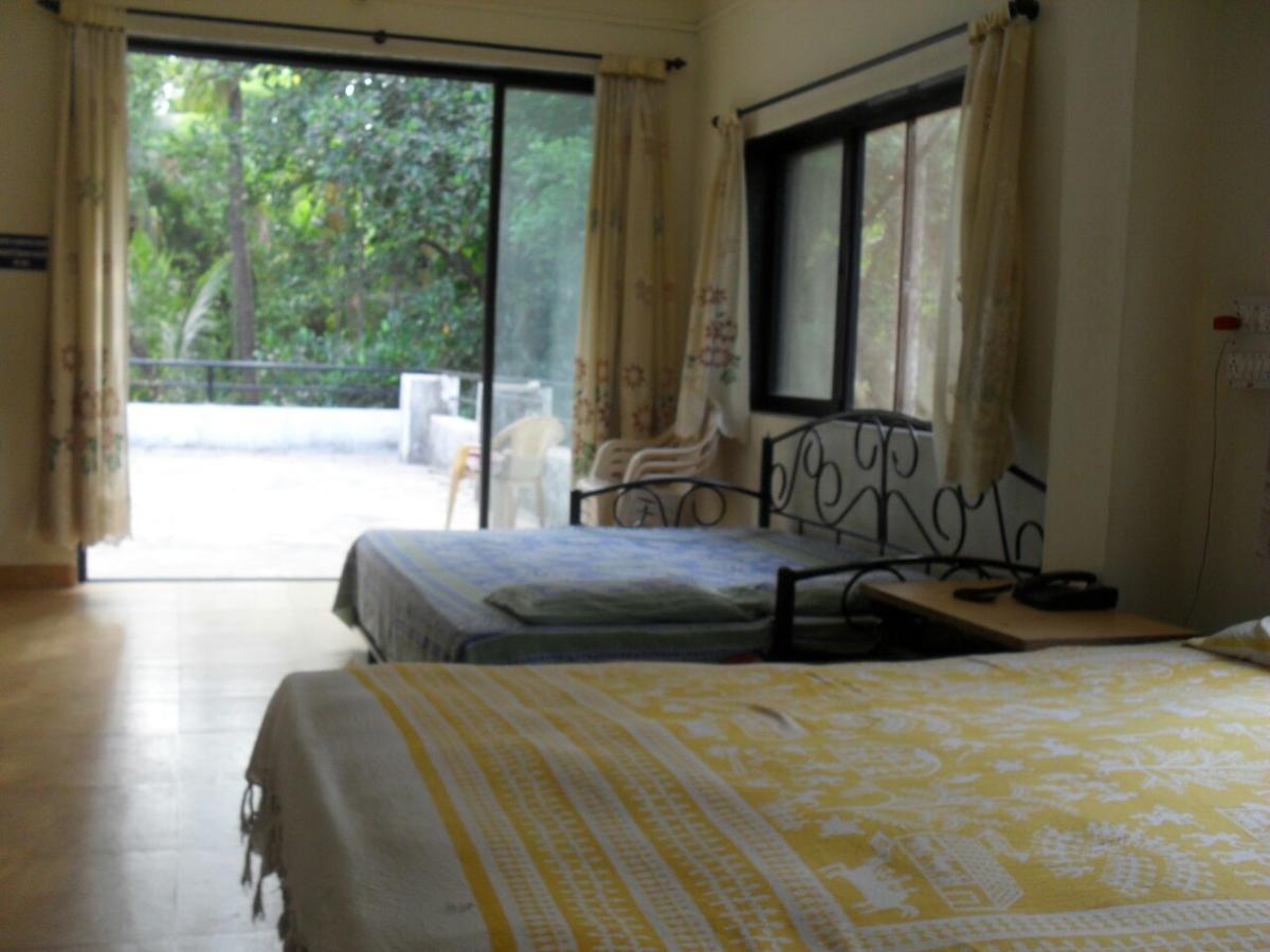 Saaj Resort Dāpoli Exterior foto